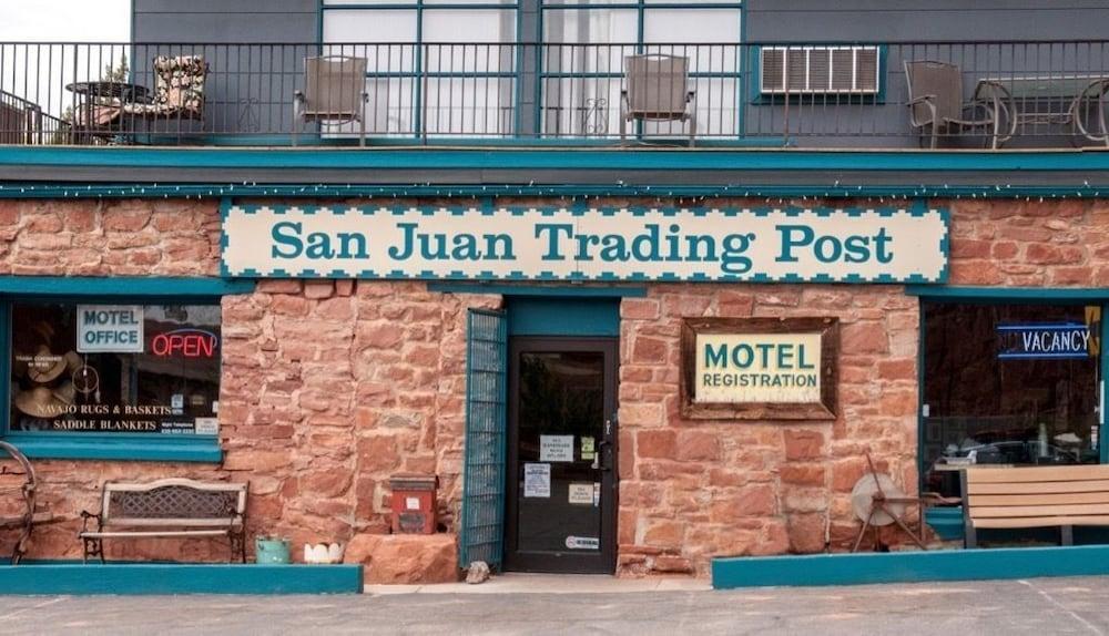 San Juan Inn Mexican Hat Bagian luar foto